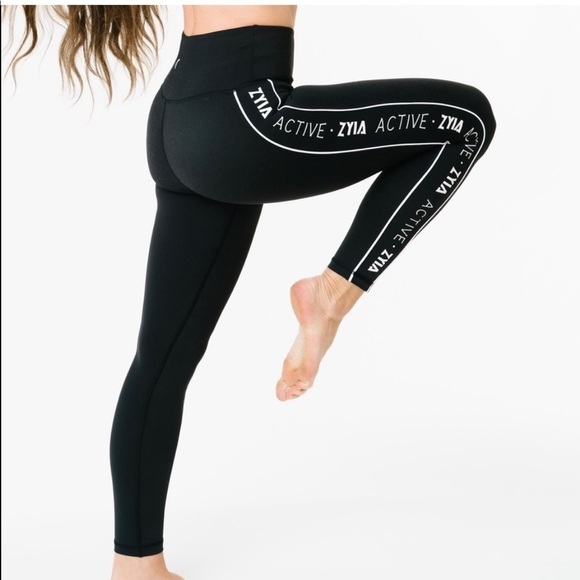 Zyia Black Logo Stripe Light n Tight Hi-Rise Legging 28” Size 4 / Small - Picture 1 of 14